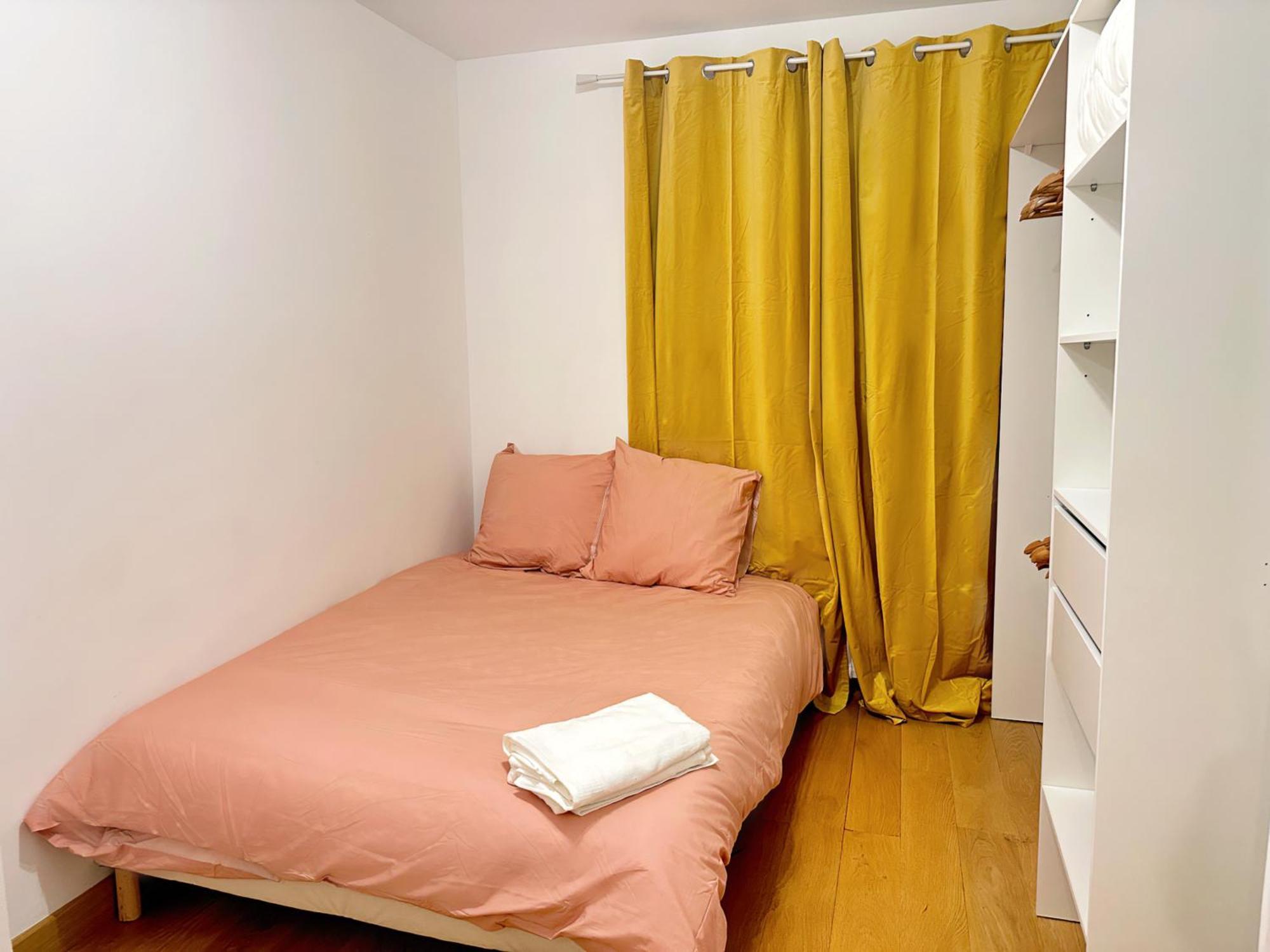 Cozy 3 Bedroom Apartment Dans Republique Parigi Esterno foto